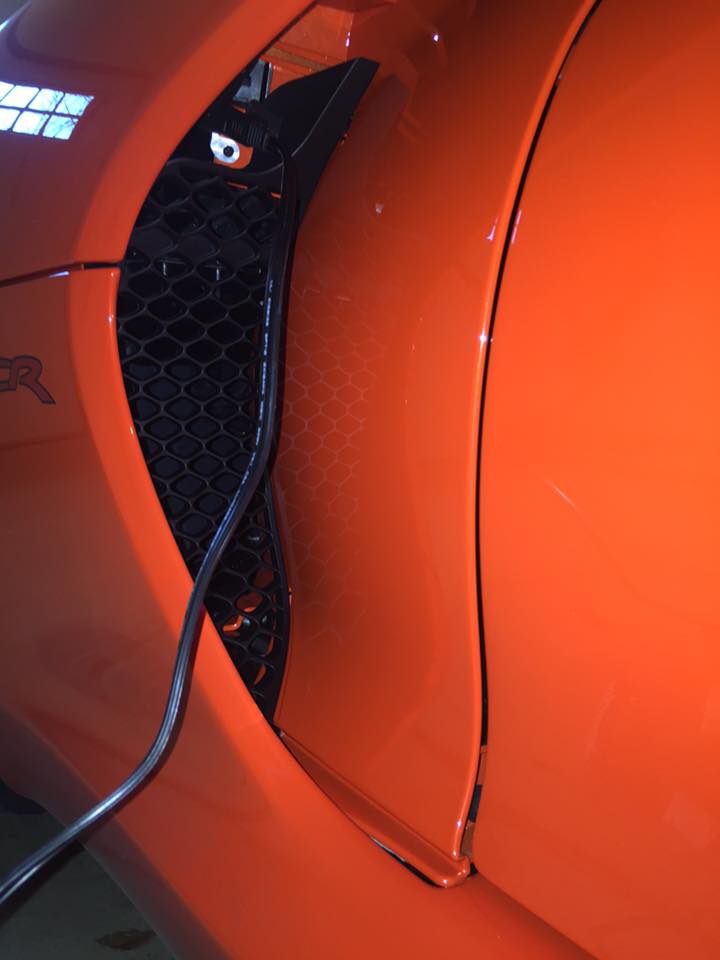 2013-2017 Gen V Viper : Quick Access Battery Charger