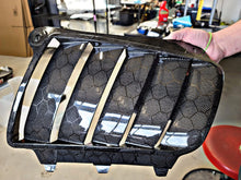 Load image into Gallery viewer, 2016-2017 Gen V Viper ACR-E Carbon Fiber Fender Louvers Custom Weave