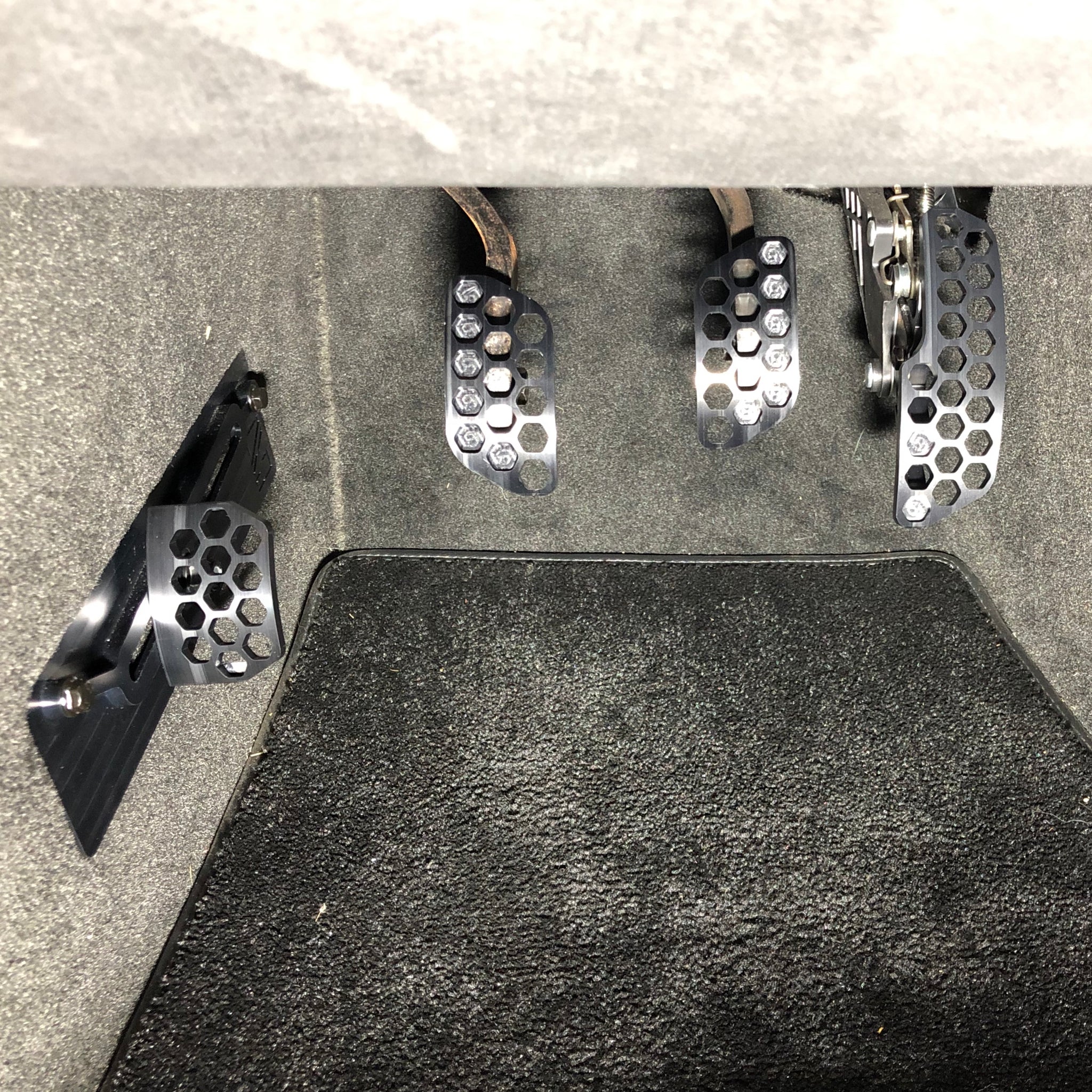 2008-2017 Gen IV-V Dodge Viper Pedals – Doug Shelby Engineering